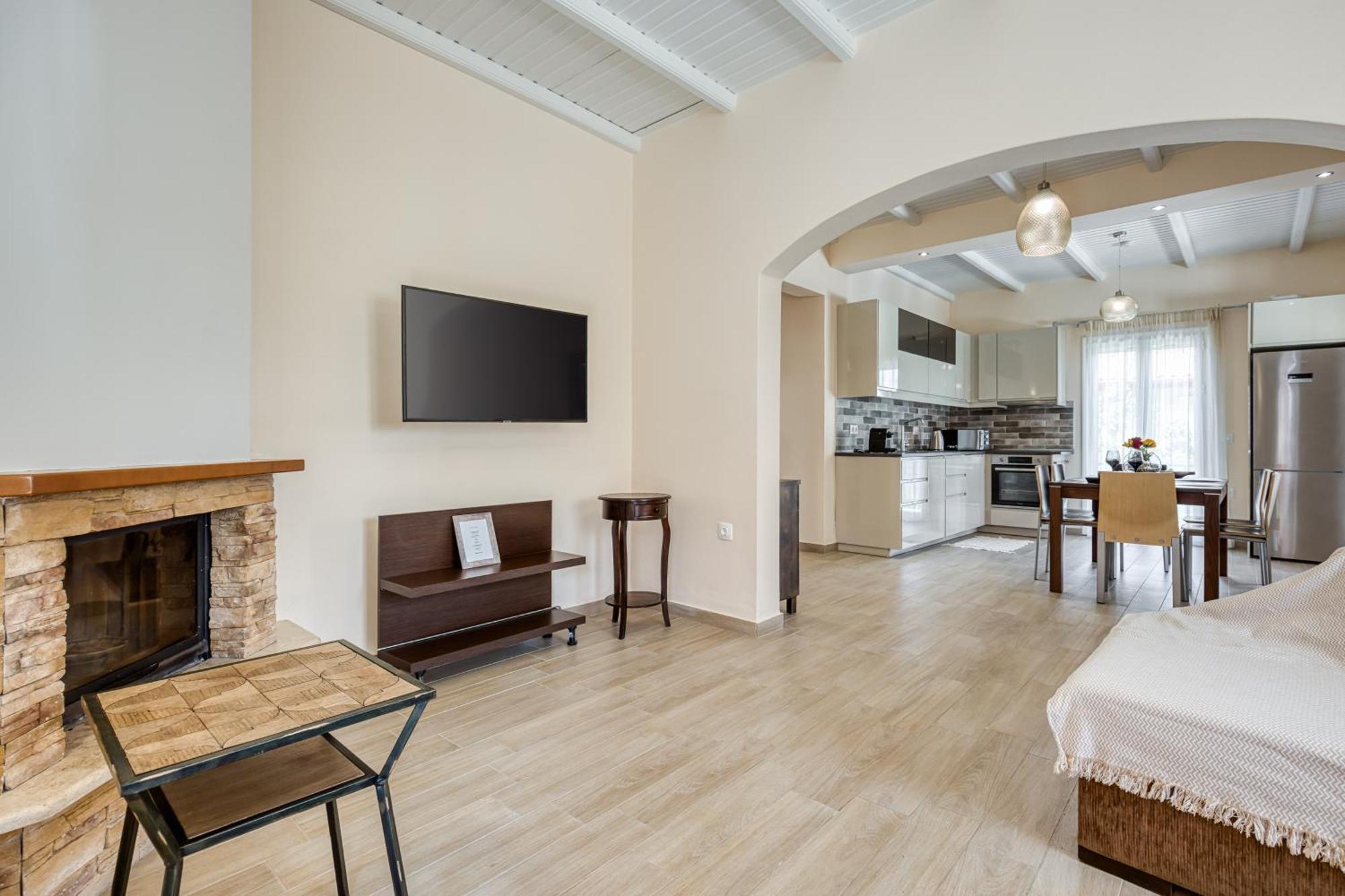 הוילה אצ'ארבי La Casa Di Eleni מראה חיצוני תמונה