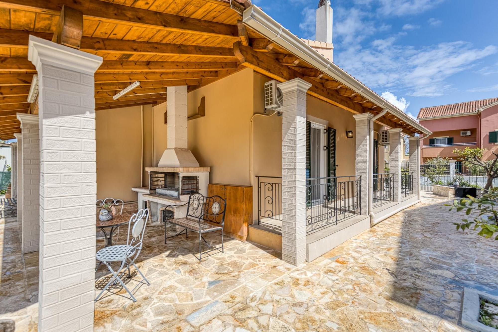 הוילה אצ'ארבי La Casa Di Eleni מראה חיצוני תמונה