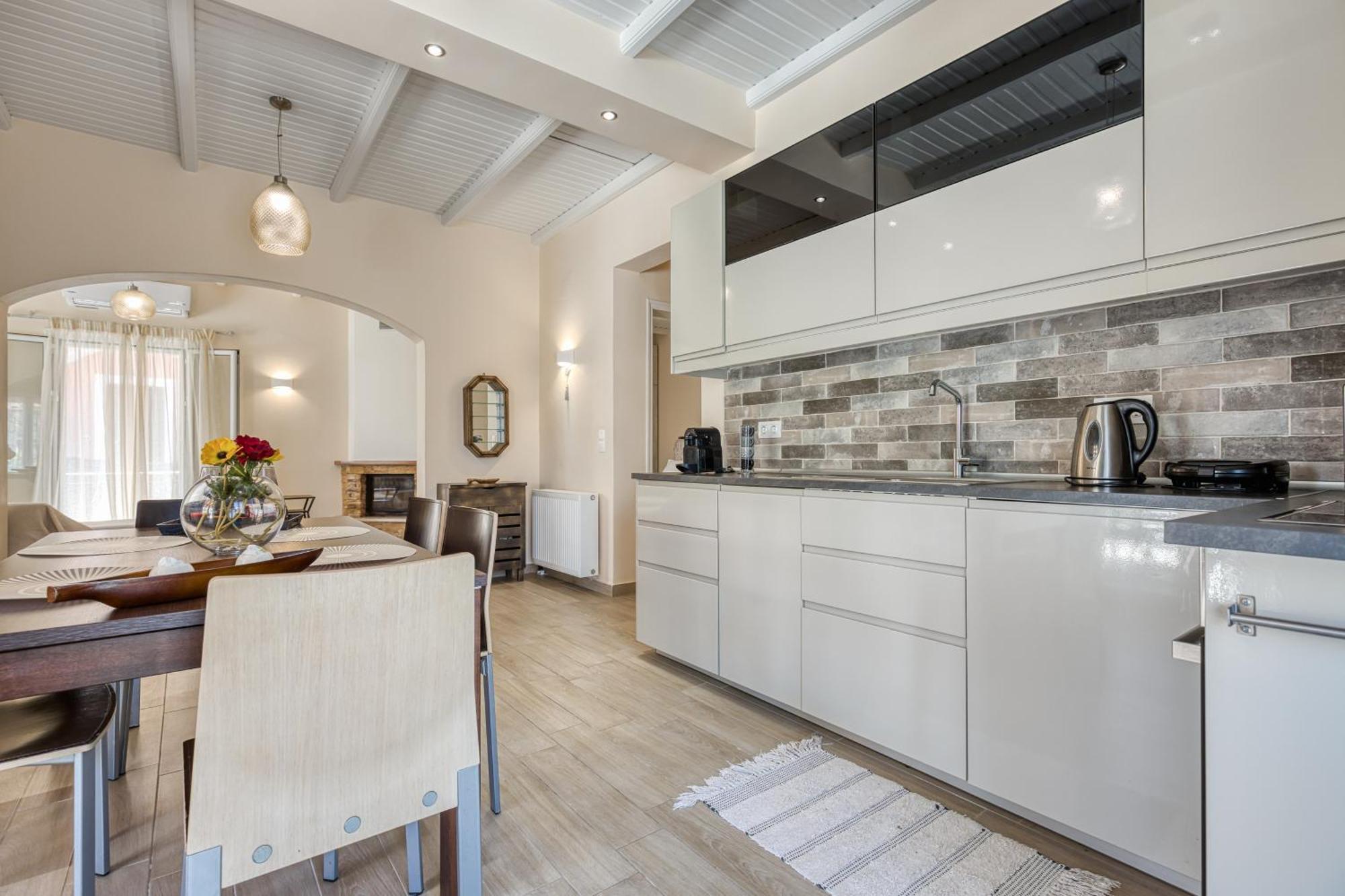 הוילה אצ'ארבי La Casa Di Eleni מראה חיצוני תמונה